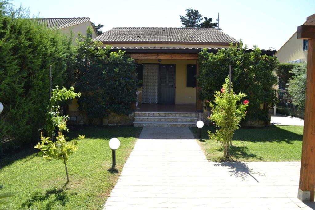 Villa In Recidence A 100 Metri Dal Mare Con Servizio Di Piscina A 100 Metri Vicino Cefalu Campofelice Di Roccella Exteriér fotografie